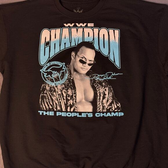 The Rock Decorated Champion Team Bring‎ It WWE Crewneck L Large - Picture 3 of 4